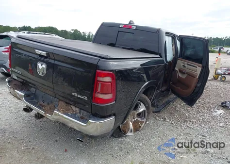 2020 Ram 1500 Laramie 4X4 5'7 Box z USA, uszkodzony, nr VIN 1C6SRFJT1LN157271